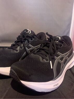 ASICS Gel-Kayano 30 Women’s Running Shoe